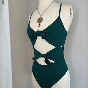 Etophe Studios Green Cut Out front tie Bodysuit Small